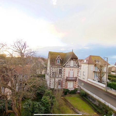 Joli Studio ☆ 100M De La Mer Et Du Centre Ville ☆ Cabourg Εξωτερικό φωτογραφία